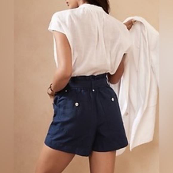 Banana Republic Paperbag Shorts (786) - Picture 5 of 14